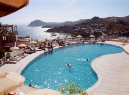 FAMiLY BELVEDERE HOTEL