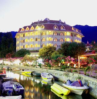 FORTUNA BEACH HOTEL