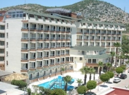ELiZ BEACH HOTEL