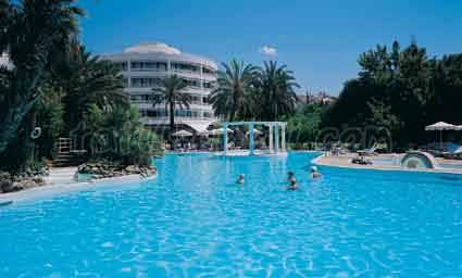 GRAND AZUR HOTEL