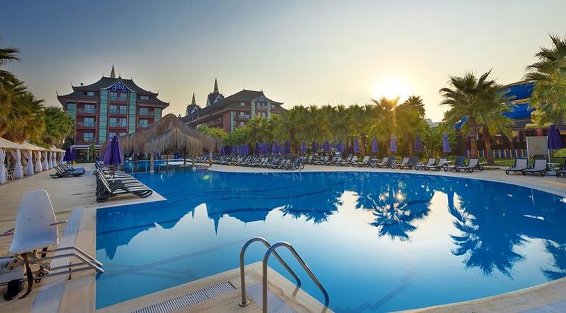SiAM ELEGANCE HOTEL & SPA