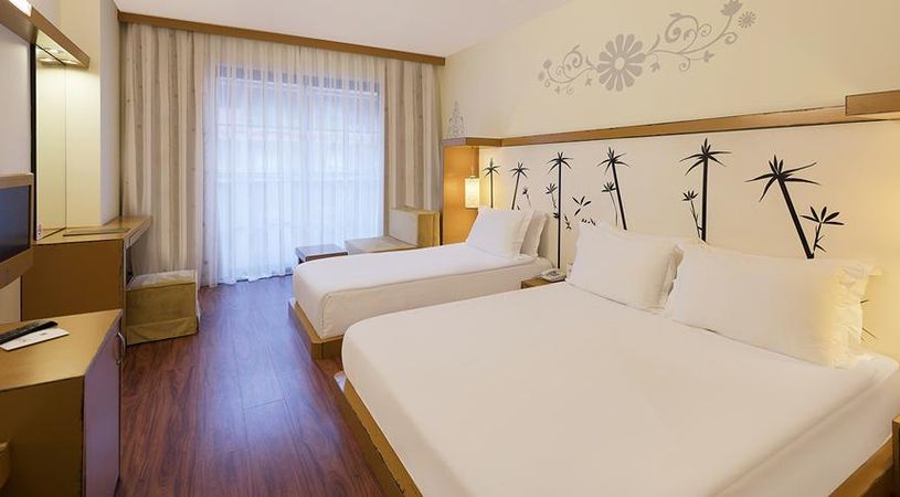 SiAM ELEGANCE HOTEL & SPA
