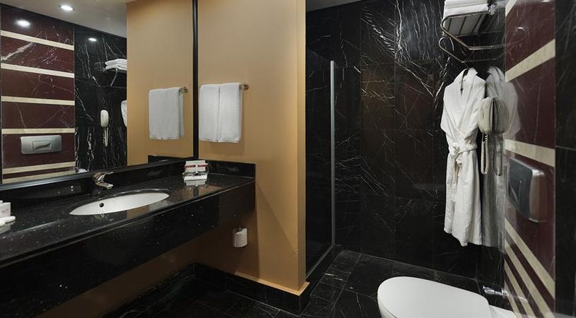 SiAM ELEGANCE HOTEL & SPA