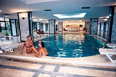 UNSAPHIRE HOTEL