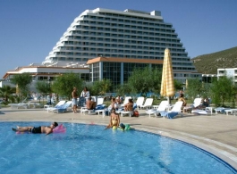 SÜRMELi EFES HOTEL