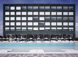 ADAM & EVE HOTEL