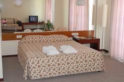 LYCUS RIVER HOTEL