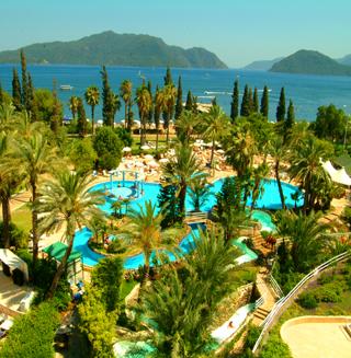 GRAND AZUR HOTEL