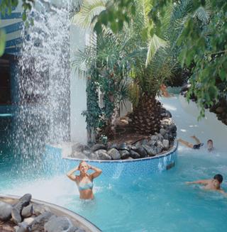 GRAND AZUR HOTEL