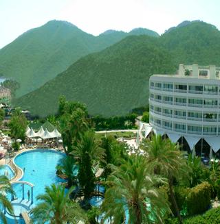GRAND AZUR HOTEL