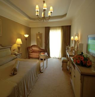 AMARA DOLCE VITA TEKIROVA