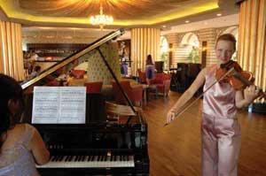 AMARA DOLCE VITA TEKIROVA