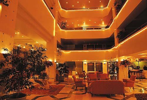 UNSAPHIRE HOTEL