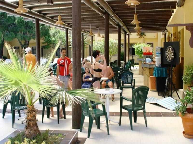 CLUB HOTEL GOLF