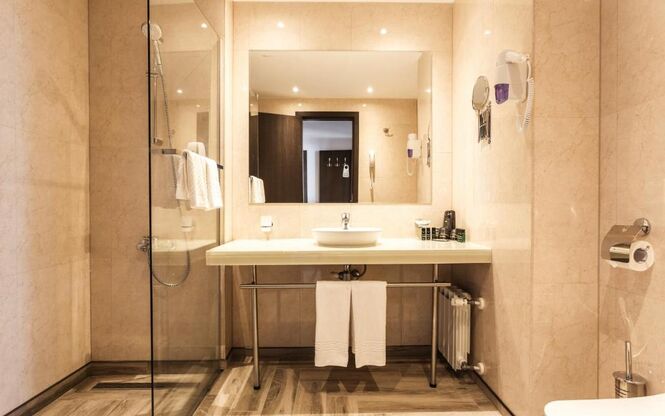 Orlovetz Hotel 5* Konaklamalı Uçaklı Pamporovo