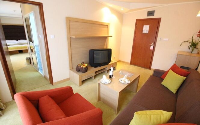 Murgavets Hotel 4* Konaklamalı Uçaklı Pamporovo