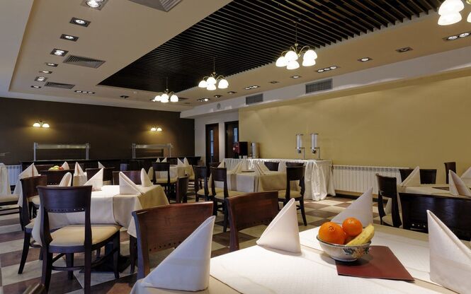 Hotel Trinity Residence 4* Direkt Uçuş Bansko Kayak Turu